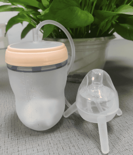 Silicone sippy training cup for kids with soft spout, measuring markings, and flexible straw, ideal for toddler learning, SKU: 1797831302351720453