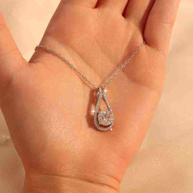 Silver necklace with a teardrop-shaped cubic zirconia pendant, fine jewelry for women, sparkling and stylish accessory - SKU: 1789112202074787841